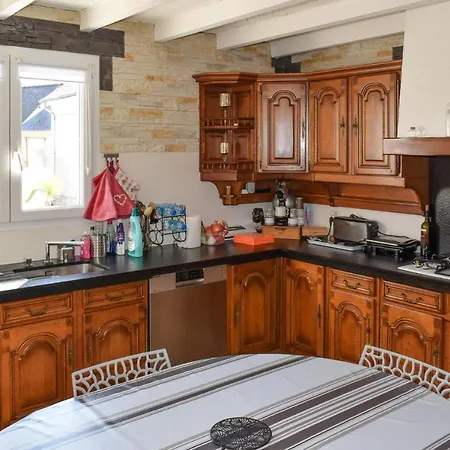 Casa vacanze Lovely In With Wifi